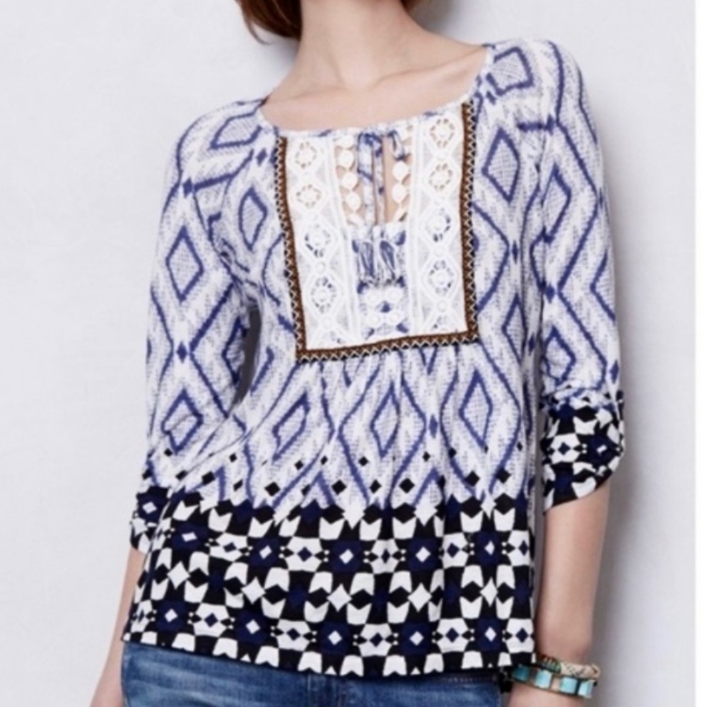 Anthropologie Crochet Lace Tassel Tie Neck Printed Blue White Knit Tunic Top S